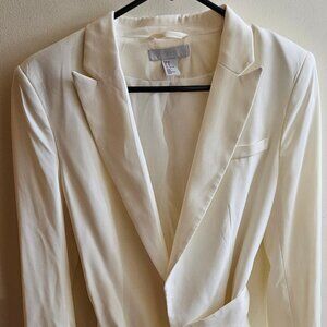 H&M Size 12 White Jacket with Belt